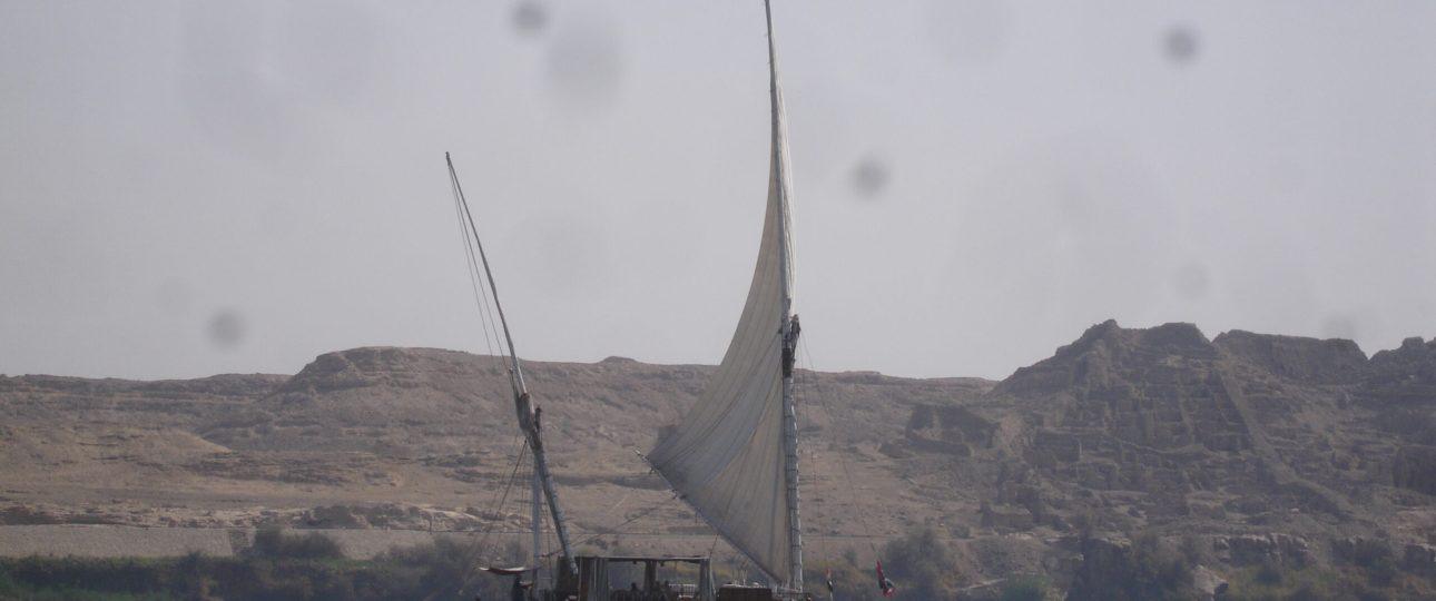 Private 7 Days Dahabeya Sandal SOTHIS II from Luxor